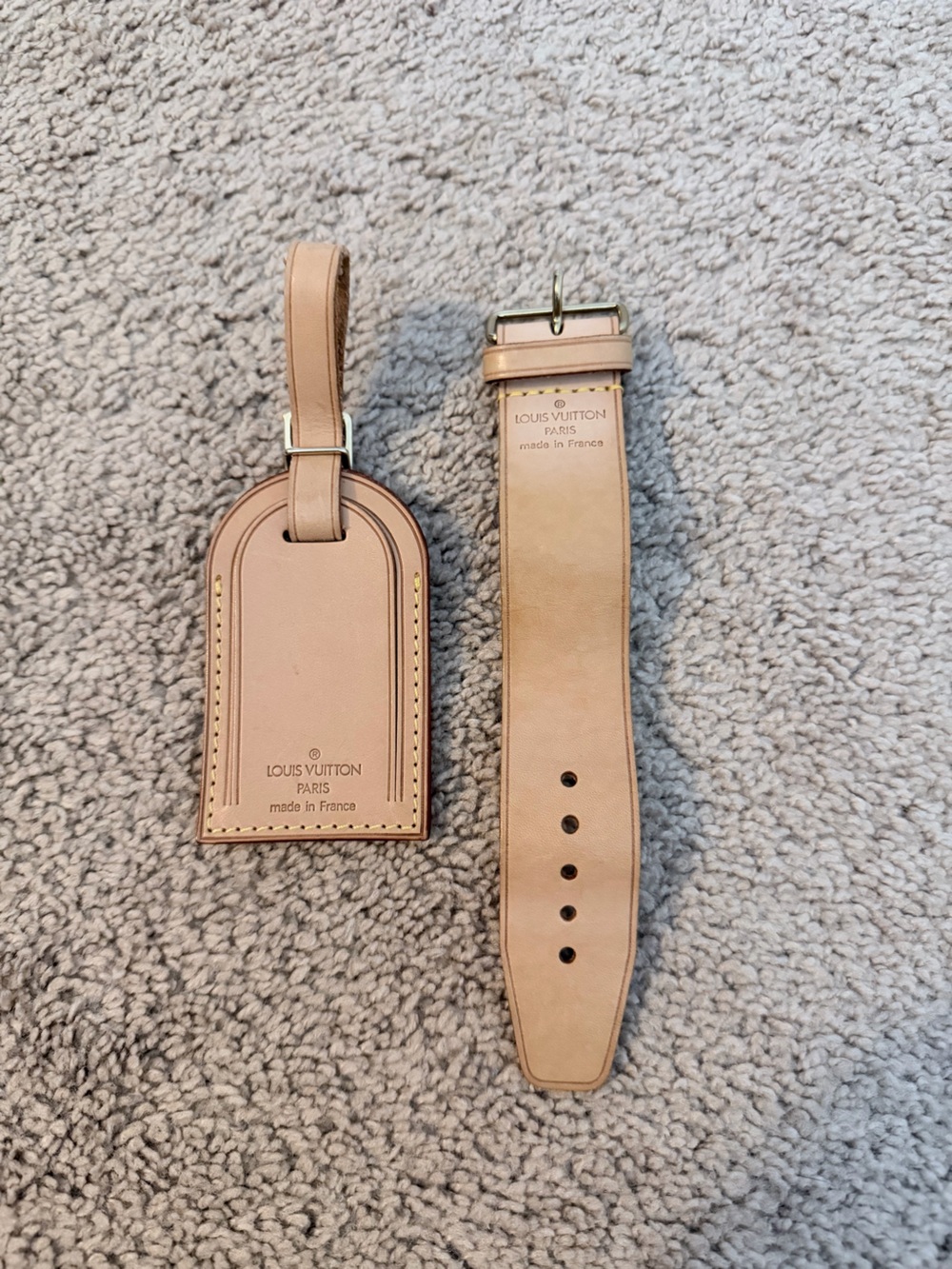 LOUIS VUITTON